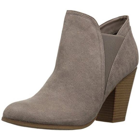 Fergalicious‎ Panther Gray Brown Stacked Block Heel Ankle Booties - Picture 1 of 9